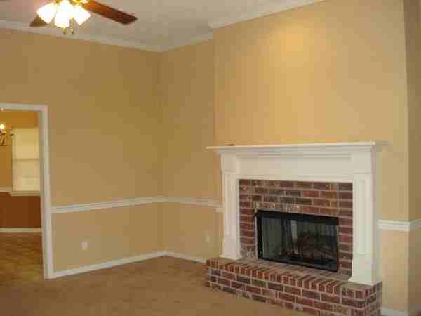 610 Ridge Pl - Photo 3 of 18