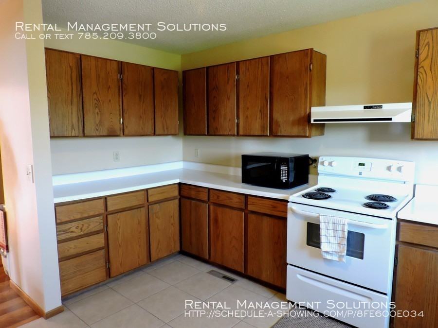 13167 Ellsworth Rd - Photo 2 of 12