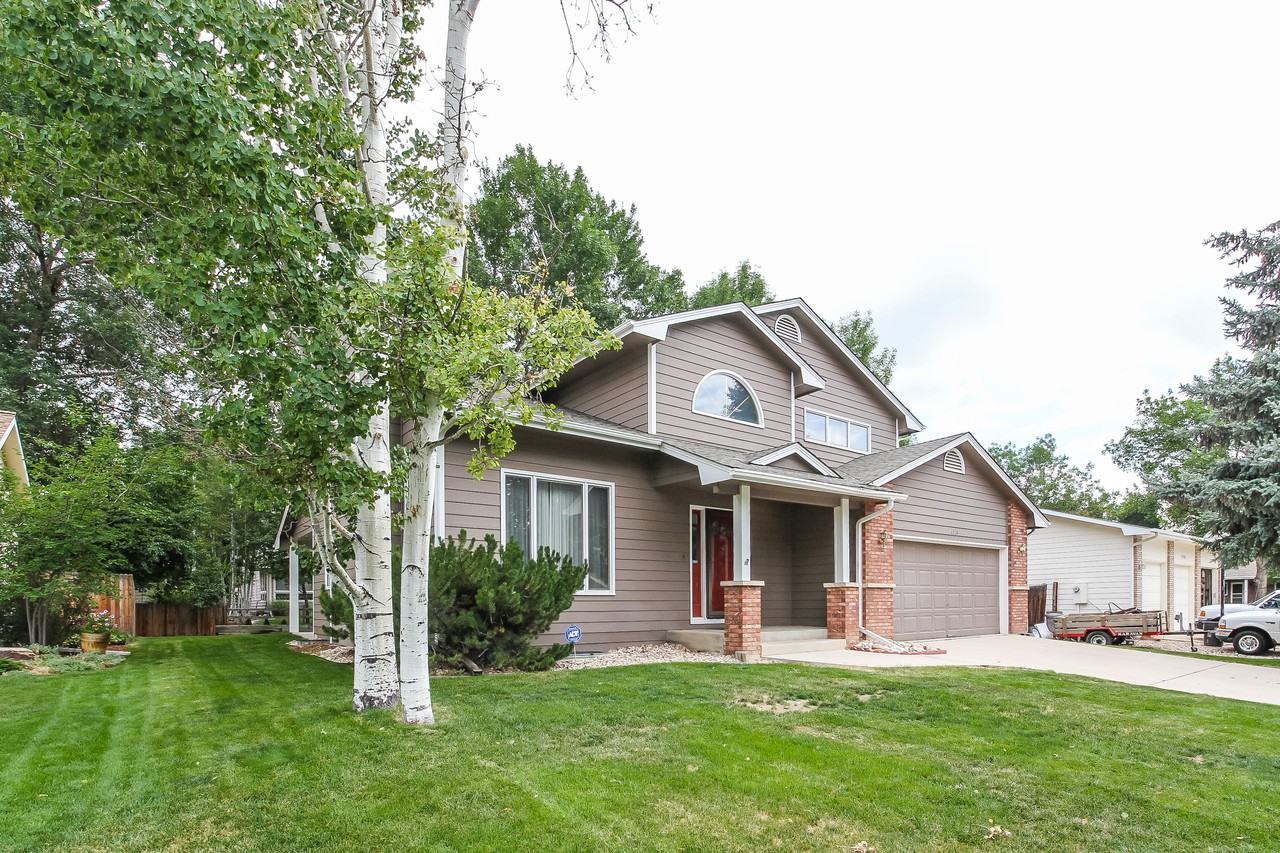 1724 Tanglewood Drive - Photo 2 of 29