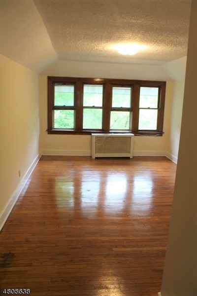 9 Parsonage Hill Rd - Photo 3 of 9