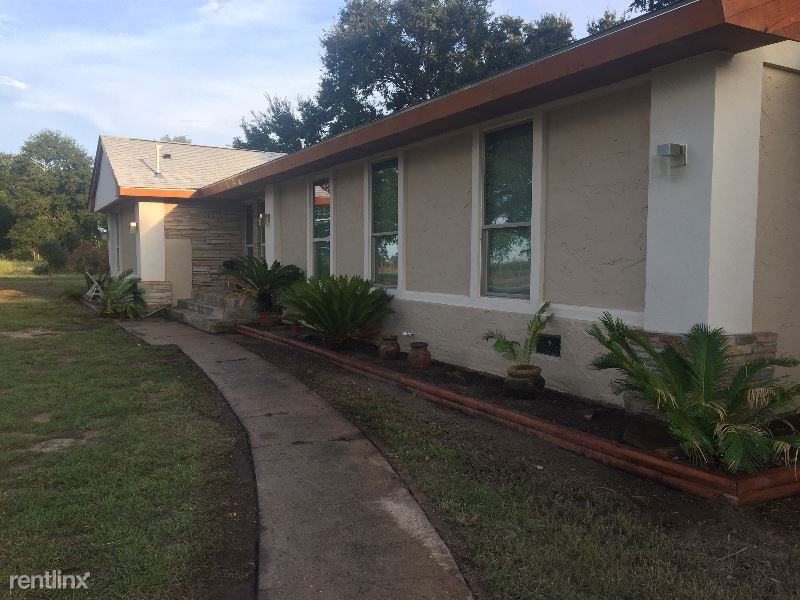 234 Owens Rd - Photo 3 of 10