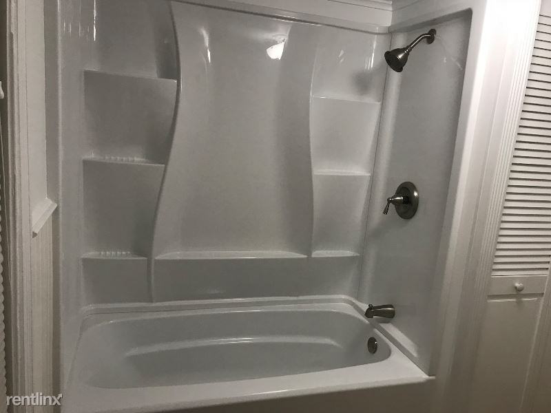 78 Main St - Photo 2 of 9