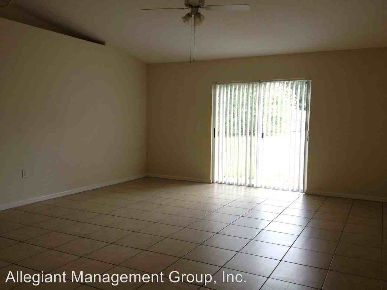 4029 Iveyglen Ave - Photo 3 of 10