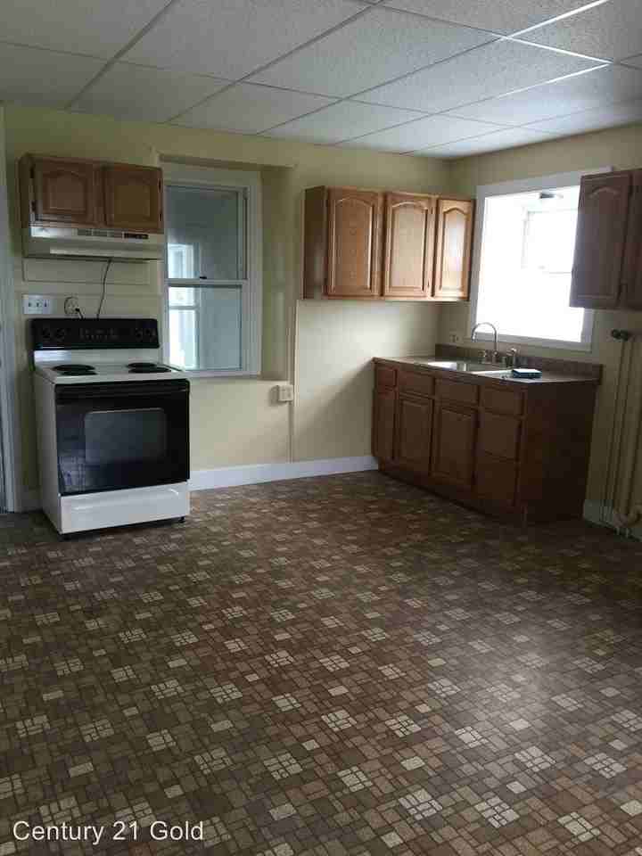 399 School Rd - Photo 2 of 5