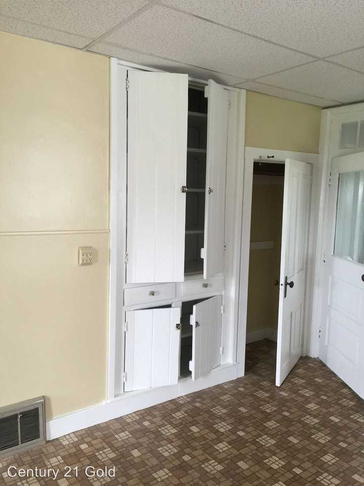 399 School Rd - Photo 3 of 5