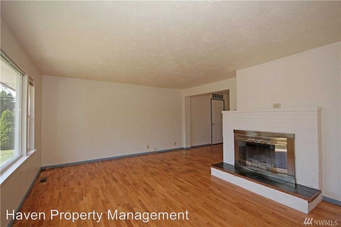 854 SW 143rd St - Photo 2 of 14