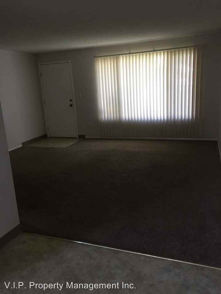 1305 NE 238th Dr - Photo 3 of 6