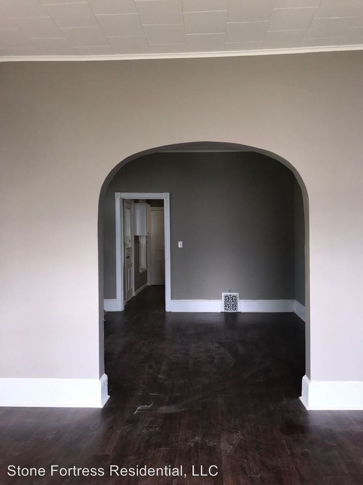 311-313 HASTINGS 311 - 313 - Photo 3 of 14