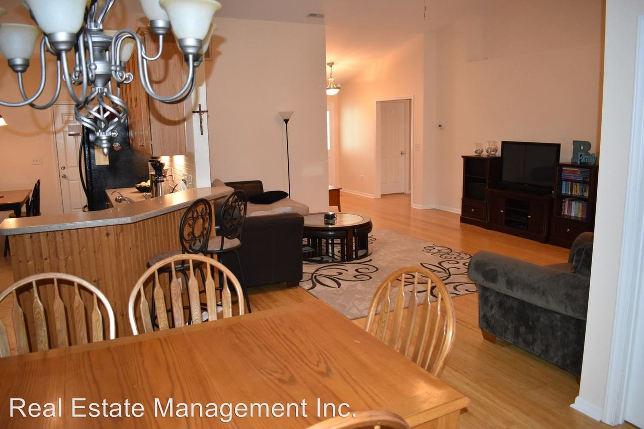 102 Bermuda View - Photo 3 of 17