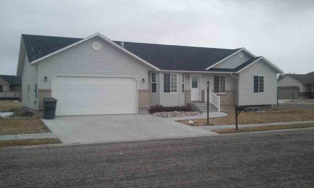 426 Snake River Cir - Photo 2 of 7