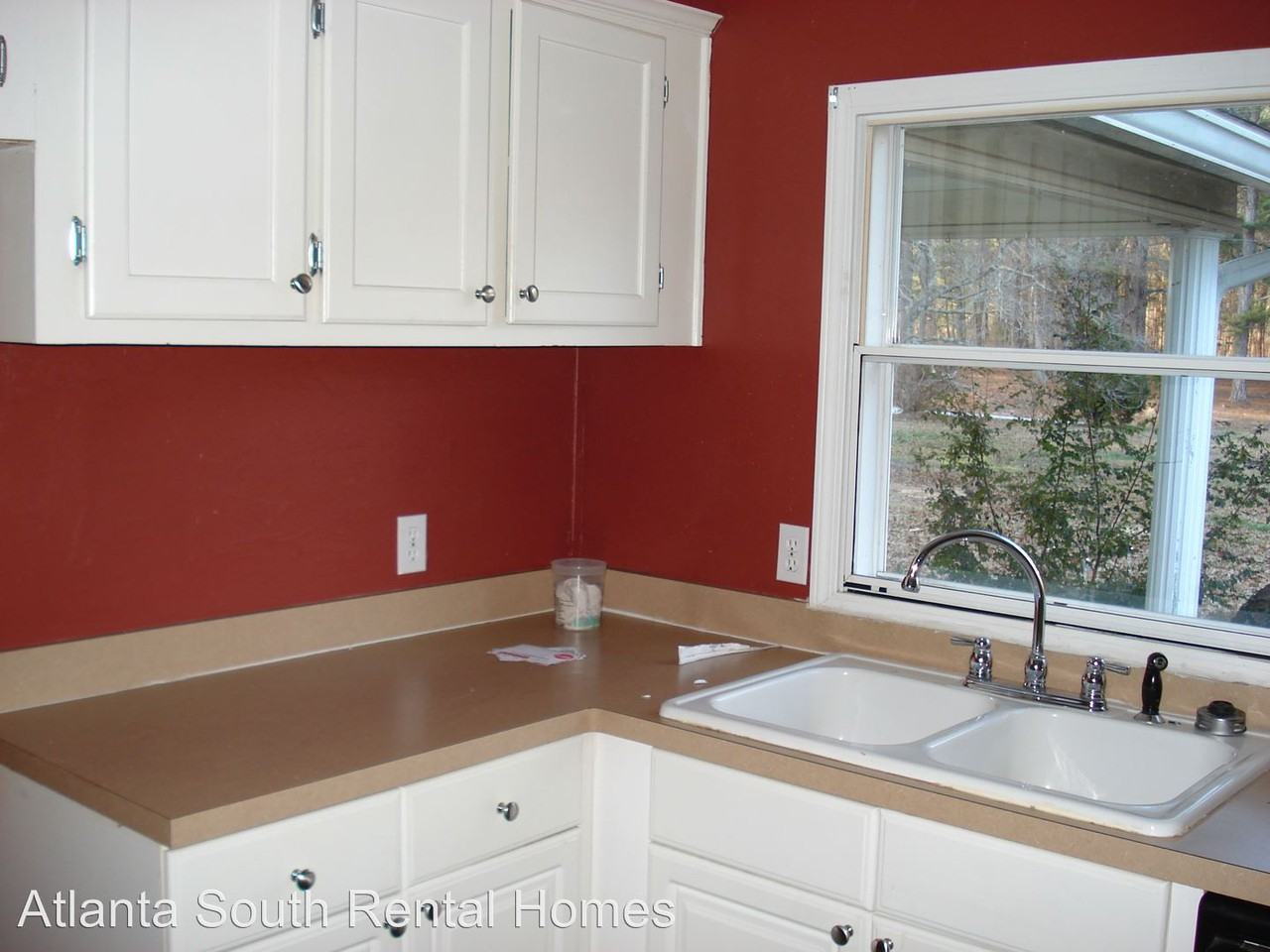 925 Tope Rd - Photo 2 of 10