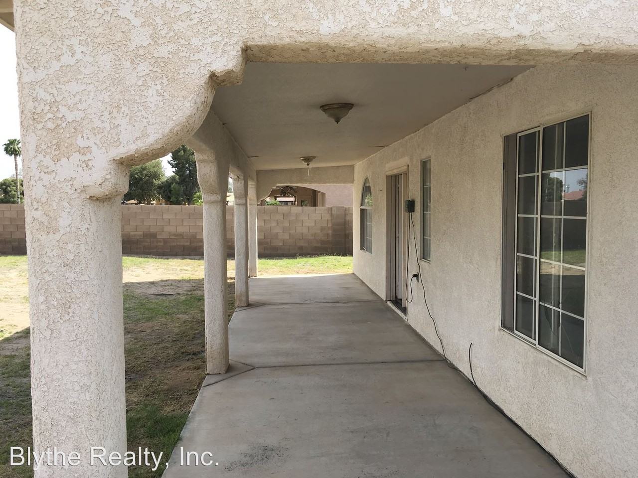 502 N Marshall Loop Rd - Photo 3 of 11