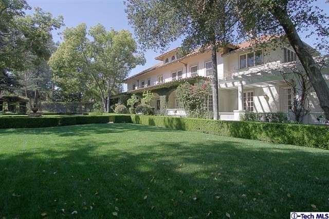 795 Oak Knoll Cir - Photo 2 of 61