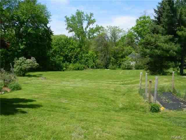 2604 Carmel Ave #B - Photo 2 of 11