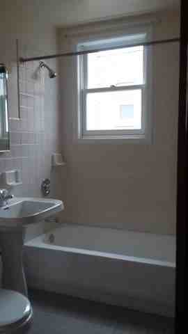 5442 W Wrightwood Ave #2 - Photo 3 of 5
