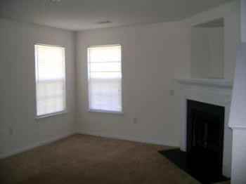 816 Brunswick Drive - Photo 3 of 4