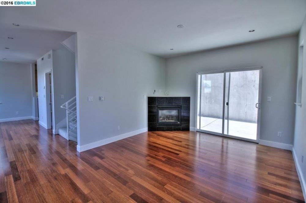 345 E Richmond Ave - Photo 3 of 10