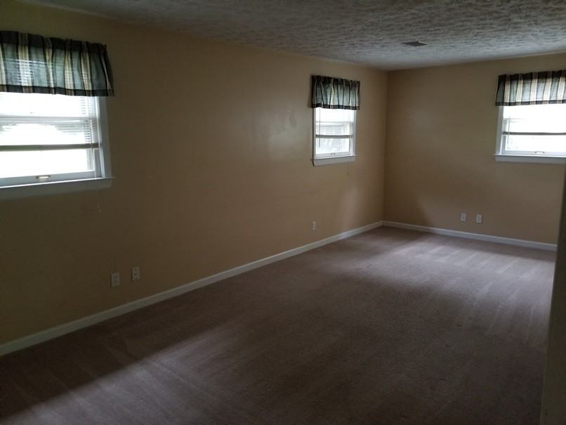 3327 Wood Valley Ct - Photo 3 of 9