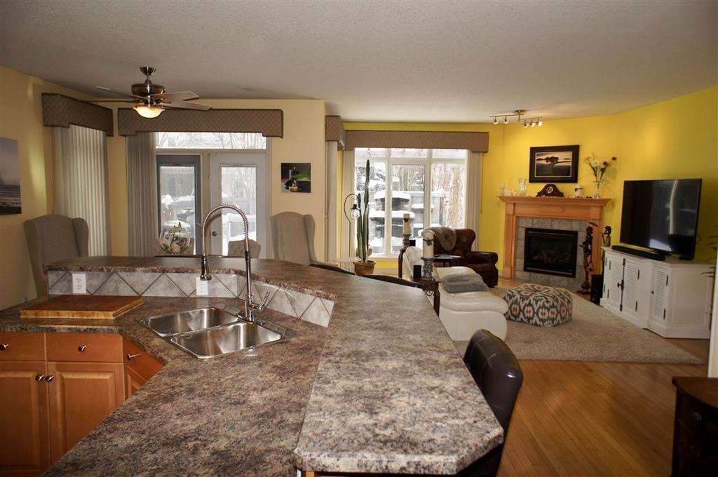 417 Riverpark Dr - Photo 2 of 26