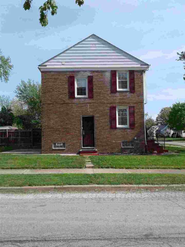 5440 Hollywood Ave - Photo 3 of 13