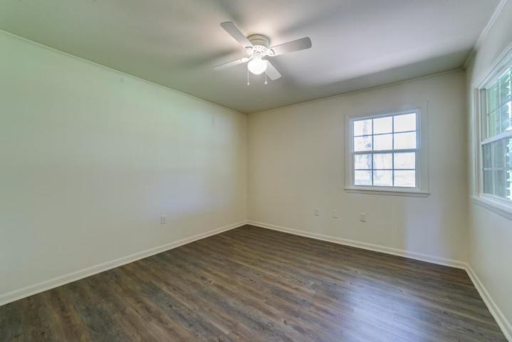 106 Southampton Rd - Photo 3 of 12