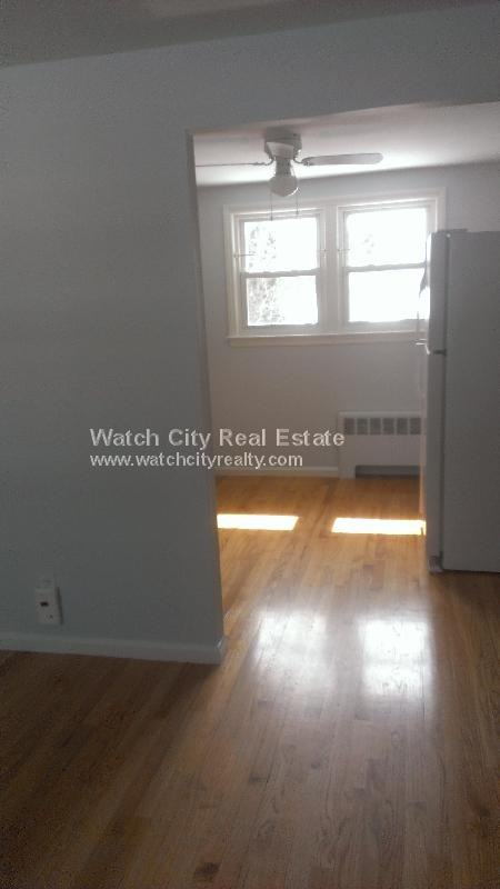 35 Summer St - Photo 2 of 7