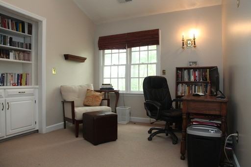 5512 Rutledge Dr - Photo 2 of 16