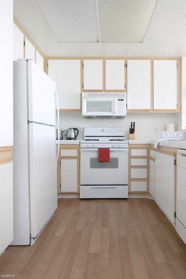 65 Palatine - Photo 3 of 18