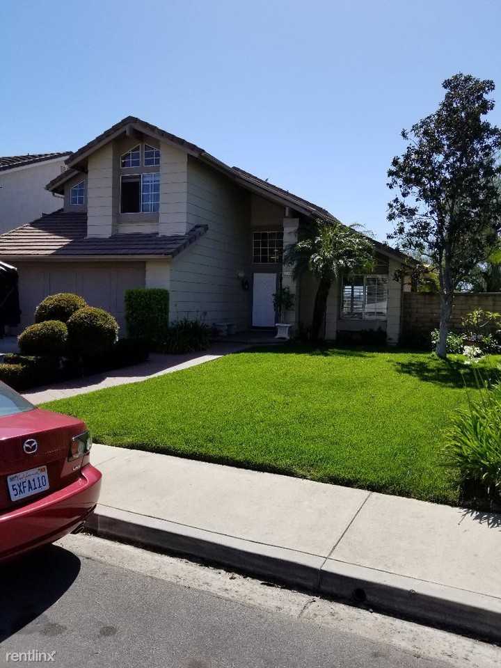 20991 Morningside Dr - Photo 2 of 9