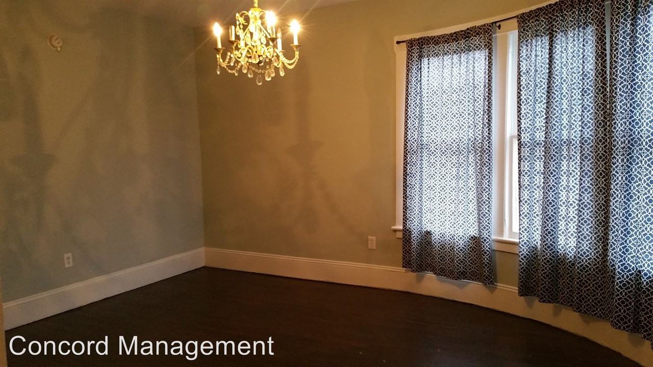 600 Summit Ave - Photo 2 of 16