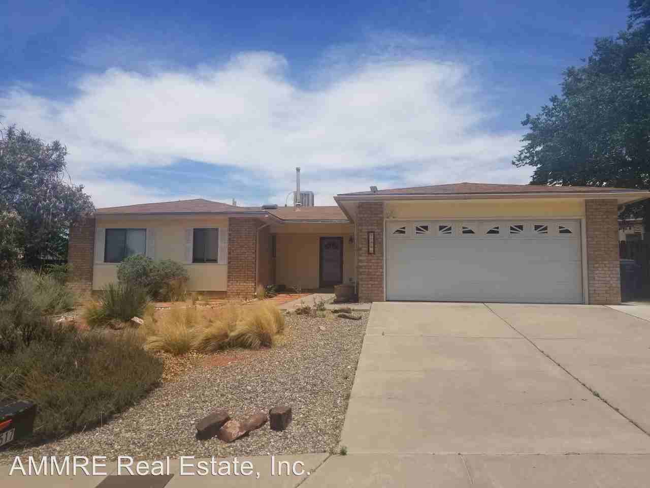 8517 Ironside Ave NE - Photo 2 of 2