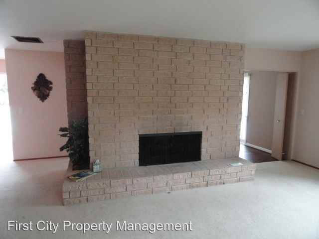 1091 Sawmill Gulch Rd - Photo 3 of 14