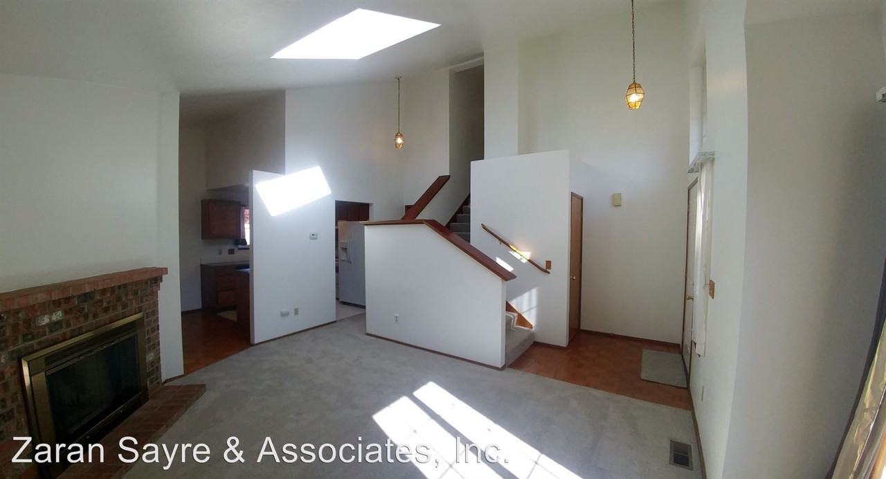 3812 S 252nd St - Photo 3 of 24