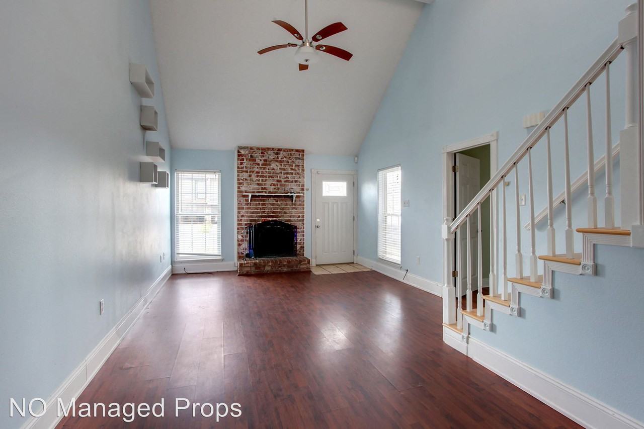 81 Stanton Hall Dr - Photo 3 of 10