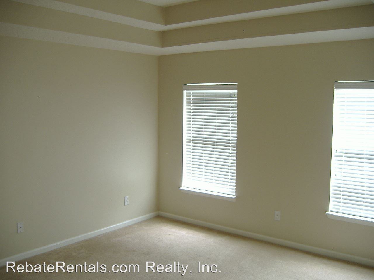 14298 Fish Eagle Dr E - Photo 3 of 8