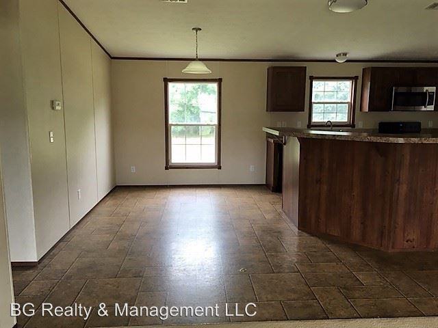 296 Keystone Dr - Photo 3 of 14