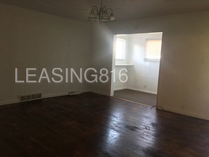 1307 S 11th St #A - Photo 2 of 16