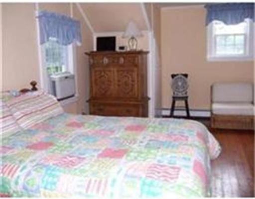 11 Euclid Ave - Photo 2 of 8