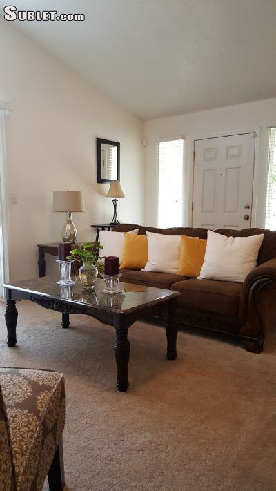 Emily Ct #1559 - Photo 3 of 10