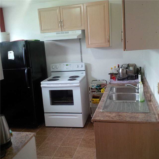 8 Roosevelt Ave - Photo 2 of 4