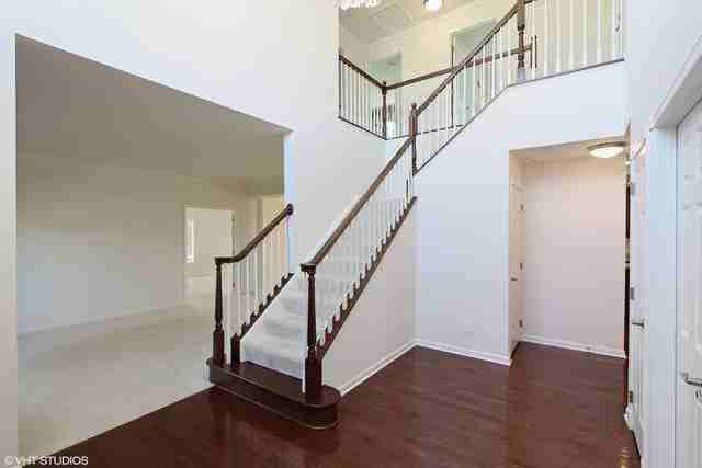 16 Olympic Dr - Photo 2 of 16