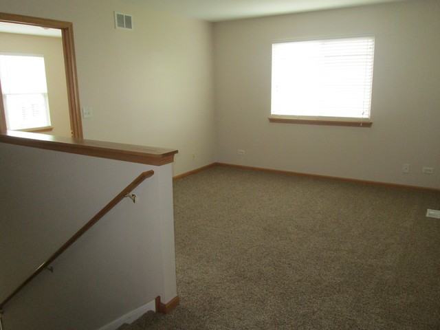 1072 Deertrail Ct - Photo 2 of 12