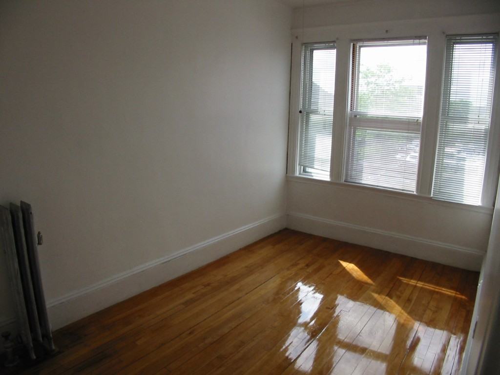 Pleasant Street #3 - Photo 4 of 4