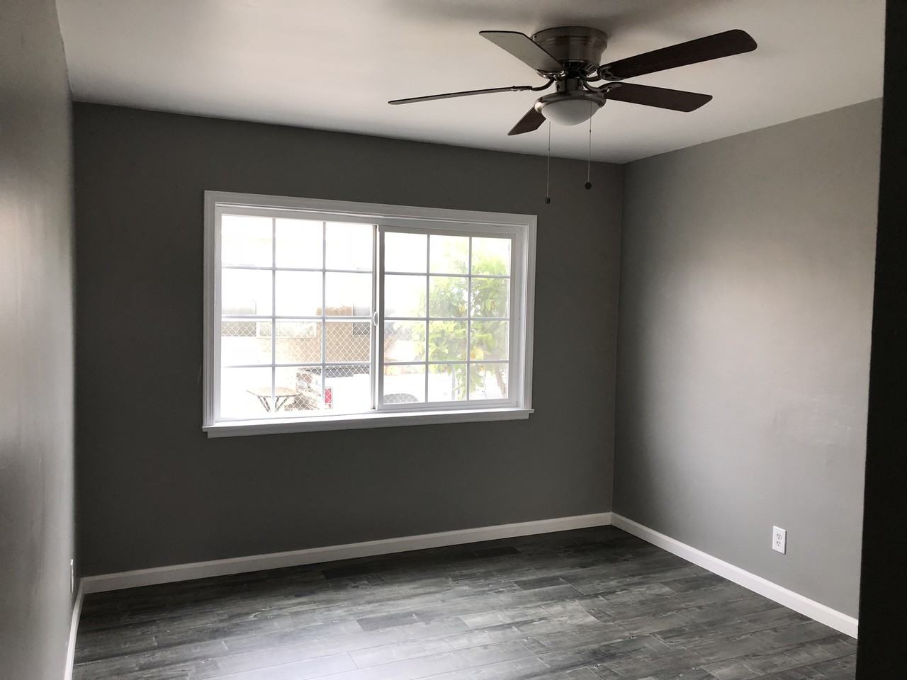 5944 Flora Ave - Photo 2 of 21