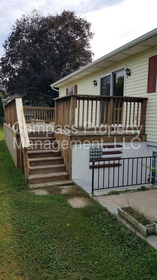 5409 Valley View Dr - Photo 2 of 21