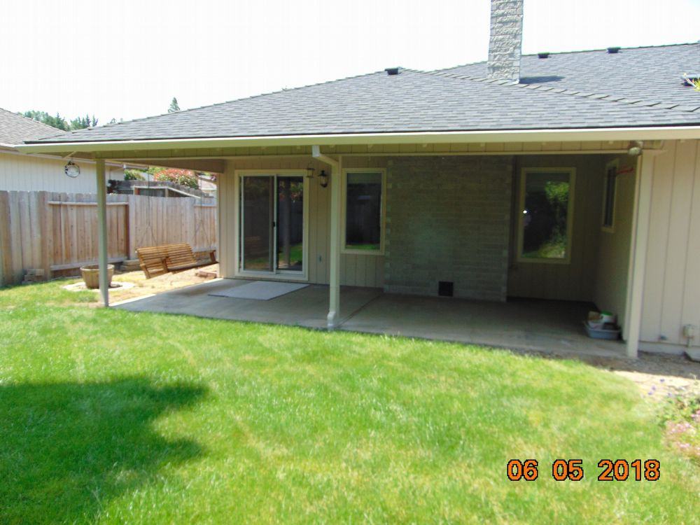 784 Woodbridge Dr - Photo 3 of 18