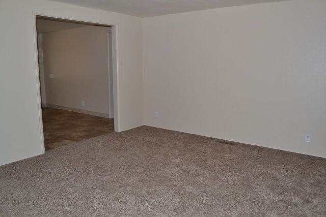 2300 W Boise Ave - Photo 3 of 15