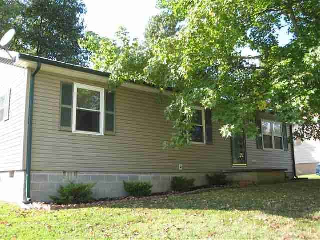 400 Iowa Ave - Photo 2 of 10