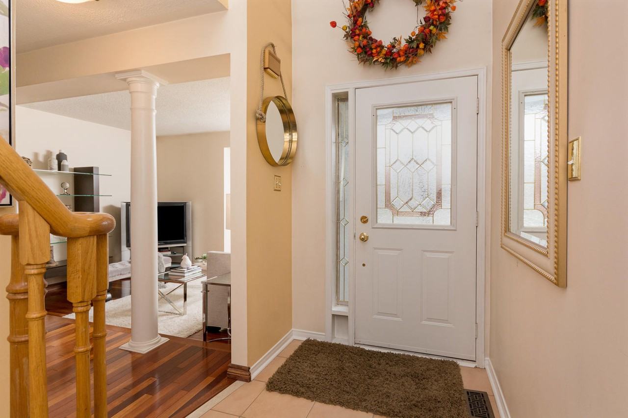 3844 Periwinkle Crescent - Photo 2 of 19