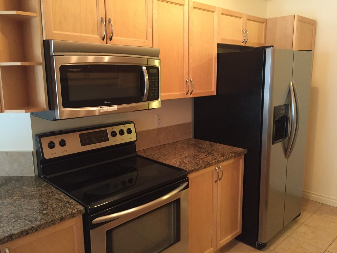 5 Perron Street 406, St. Albert, AB T8N1E3 1 Bedroom Apartment for